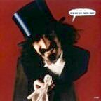 (Detr&aacute;s del LP) 